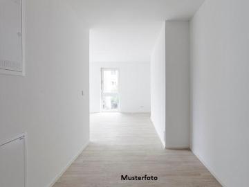 Haus Treuen Deutschland 103306109
