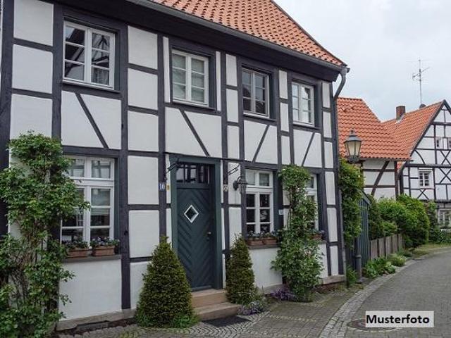 Haus Weilburg Deutschland 104801208