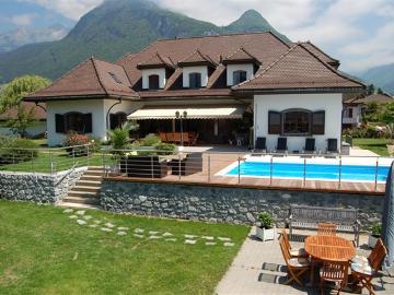 Haus zu verkaufen, Aigle, in Aigle, Schweiz