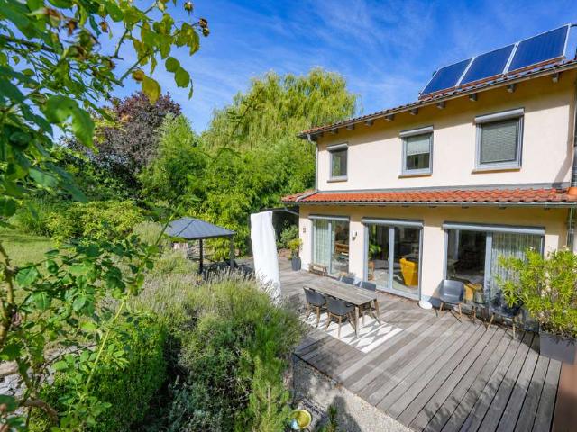Haus zum Kaufen in Coburg 369.990,00 EUR 122 m²