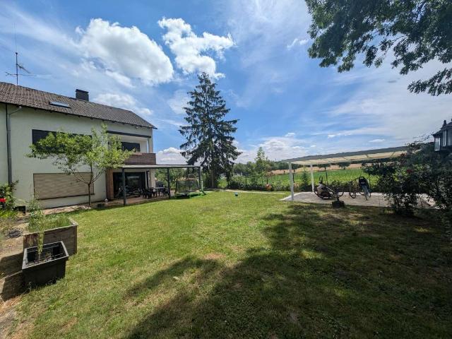 Haus zum Kaufen in Castrop Rauxel 489.000,00 EUR 190 m²