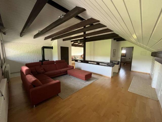 Haus zum Kaufen in Ammerbuch 880.000,00 EUR 236 m²