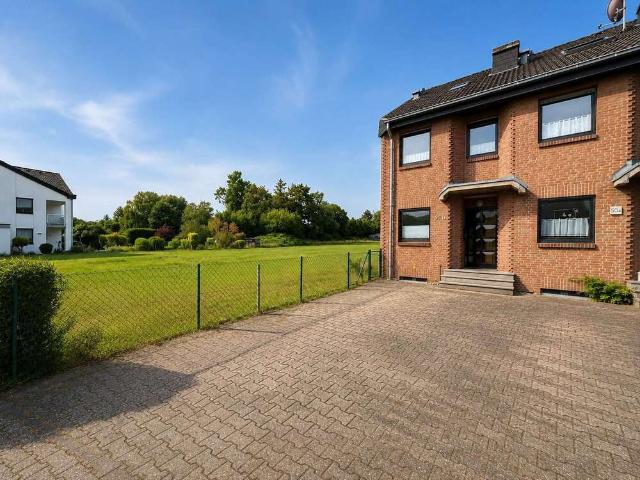 Haus zum Kaufen in Aachen Eilendorf 295.000,00 EUR 90 m²