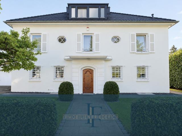 Haus zum Kaufen in Aachen 2.390.000,00 EUR 300 m²