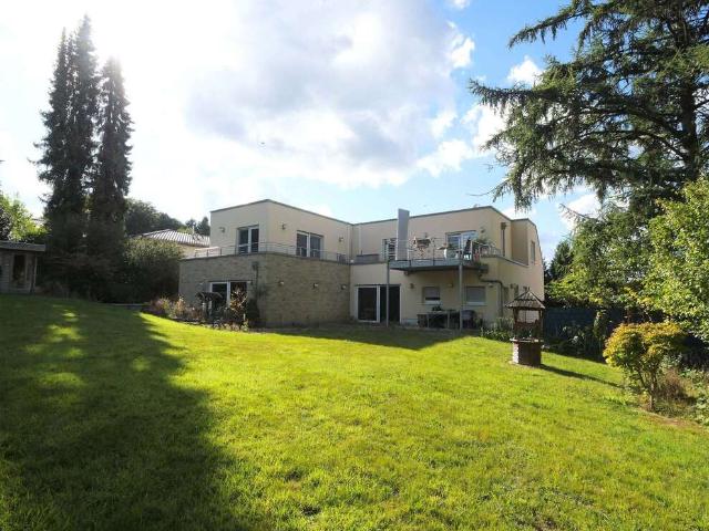 Haus zum Kaufen in Aachen 700.000,00 EUR 329.59 m²