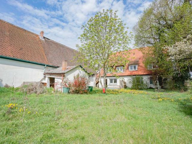 Haus zum Kaufen in Abenberg 270.000,00 EUR 203 m²