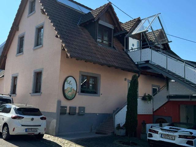 Haus zum Kaufen in Achkarren 560.000,00 EUR 323.15 m²