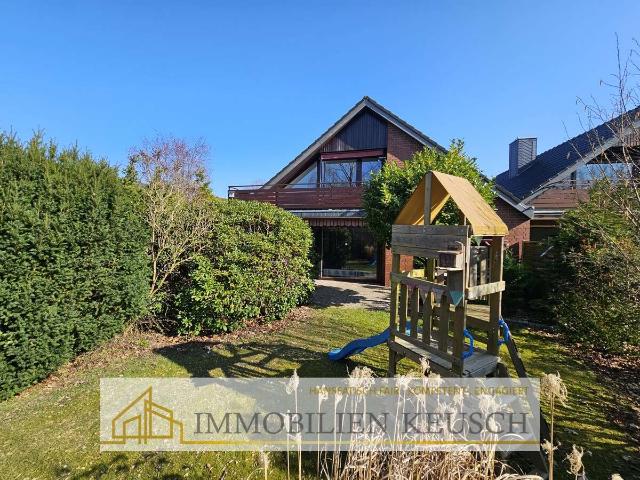 Haus zum Kaufen in Achim 350.000,00 EUR 181.89 m²