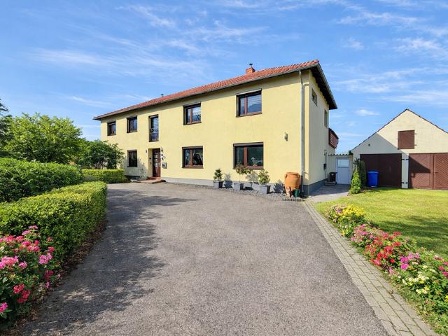 Haus zum Kaufen in Achim 695.000,00 EUR 320 m²