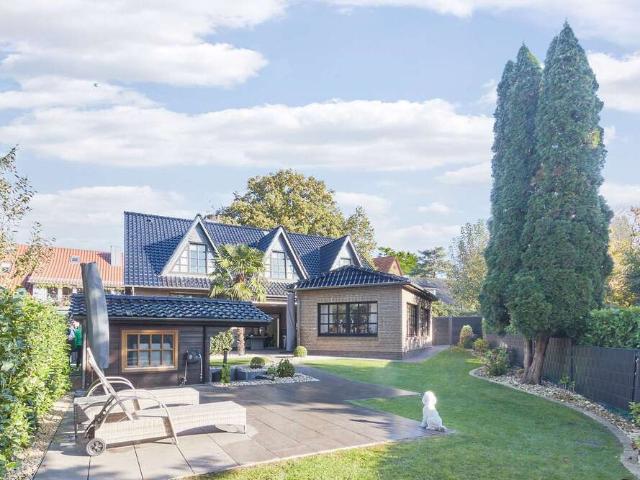 Haus zum Kaufen in Achim 845.000,00 EUR 246.22 m²
