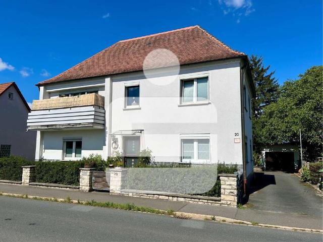 Haus zum Kaufen in Adelsdorf 329.000,00 EUR 167 m²