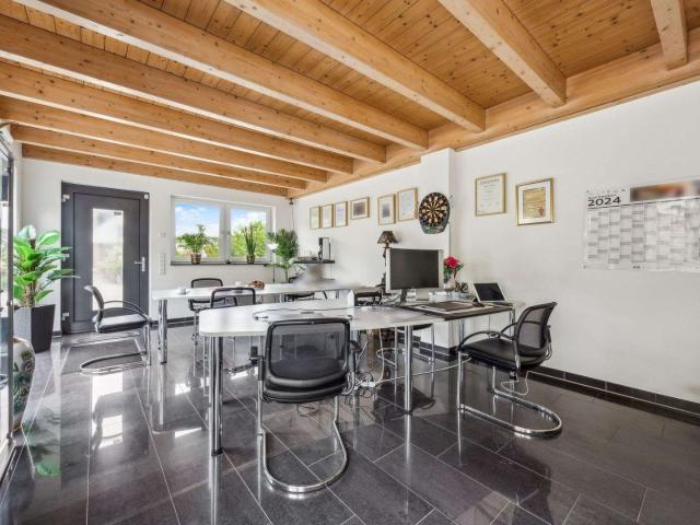 Haus zum Kaufen in Adelsheim 850.000,00 EUR 266 m²