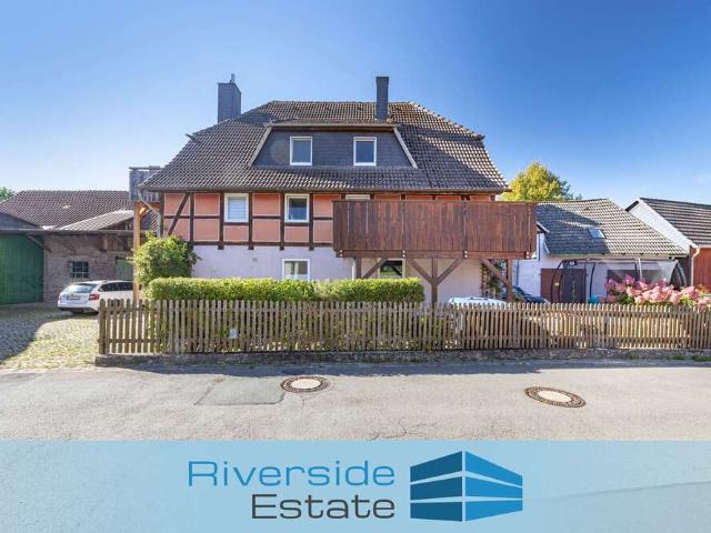 Haus zum Kaufen in Aerzen Groß Berkel 399.000,00 EUR 320 m²