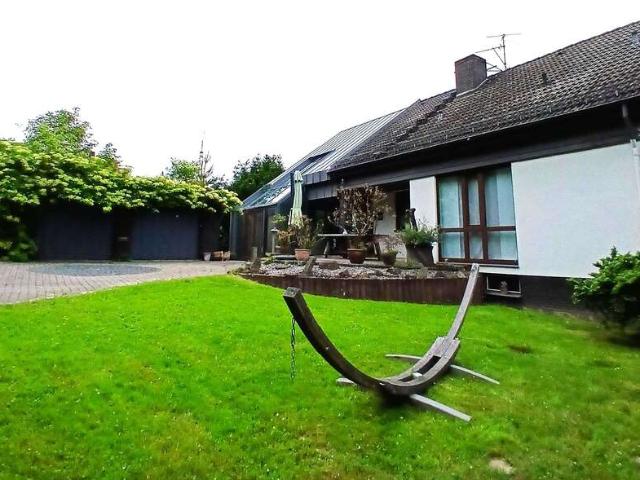Haus zum Kaufen in Ahnatal 599.000,00 EUR 300 m²