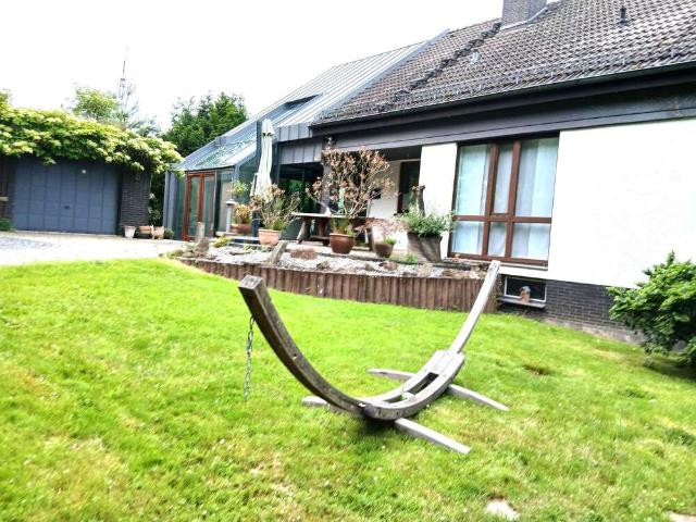 Haus zum Kaufen in Ahnatal 675.000,00 EUR 295 m²
