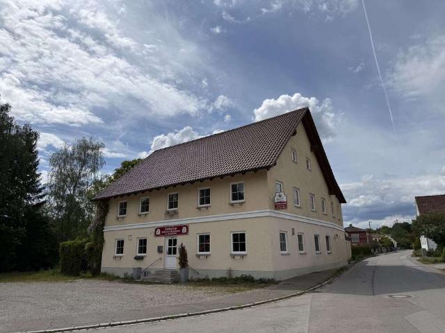 Haus zum Kaufen in Aichach 689.000,00 EUR 250 m²