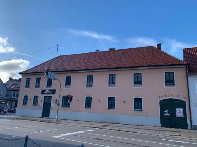 Haus zum Kaufen in Aichach 700.000,00 EUR 400 m²