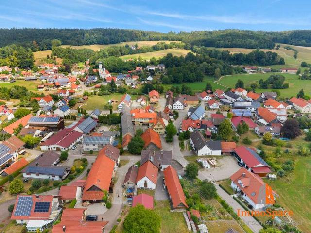 Haus zum Kaufen in Aichen 595.000,00 EUR 235 m²