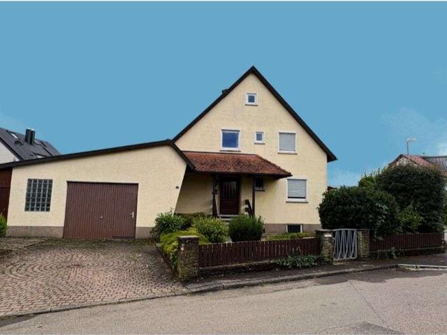 Haus zum Kaufen in Altdorf 560.000,00 EUR 144 m²