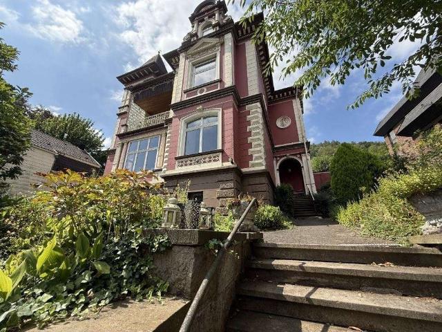 Haus zum Kaufen in Altena, Westfalen 425.000,00 EUR 424 m²