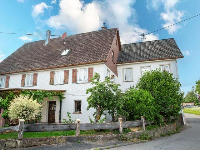 Haus zum Kaufen in Altensteig 389.000,00 EUR 155 m²