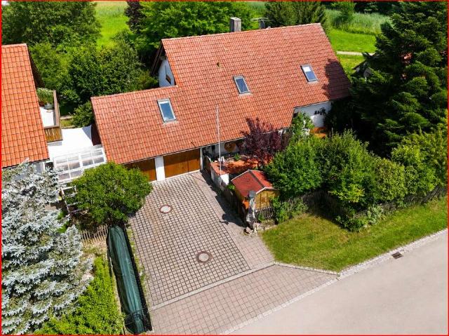 Haus zum Kaufen in Althegnenberg 885.000,00 EUR 145.35 m²