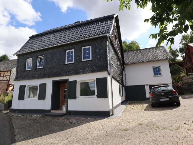 Haus zum Kaufen in Altlay 285.000,00 EUR 177 m²