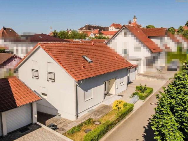 Haus zum Kaufen in Altshausen 589.000,00 EUR 199.52 m²