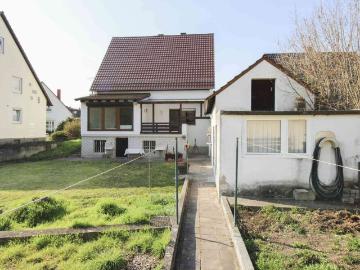 Haus zum Kaufen in Altrip 415.000,00 EUR 137.15 m²