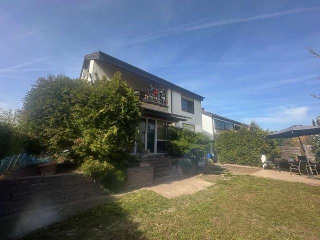 Haus zum Kaufen in Altrip 528.000,00 EUR 303.3 m²