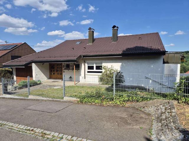 Haus zum Kaufen in Albershausen 480.000,00 EUR 142.41 m²