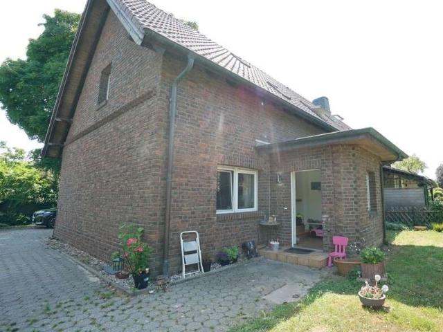Haus zum Kaufen in Alpen Menzelen 385.000,00 EUR 165 m²