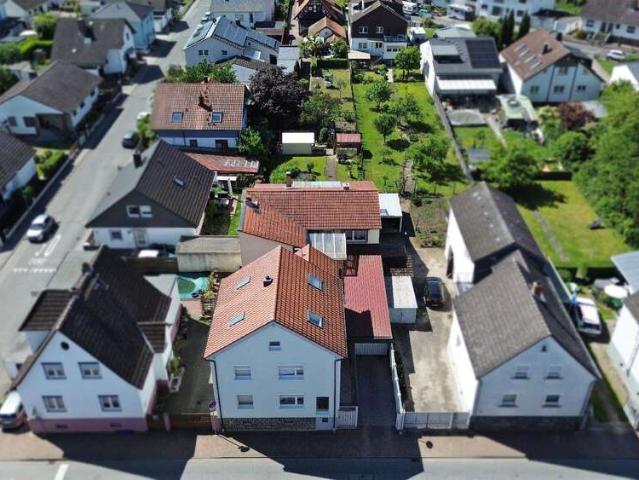 Haus zum Kaufen in Alsbach Hähnlein 695.000,00 EUR 255 m²