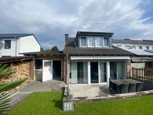 Haus zum Kaufen in Alsdorf 350.000,00 EUR 107 m²