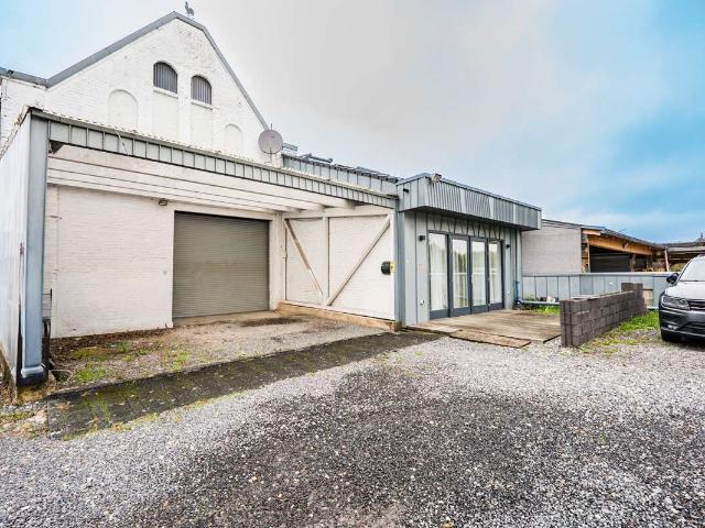 Haus zum Kaufen in Alsdorf Warden 595.000,00 EUR 374.49 m²