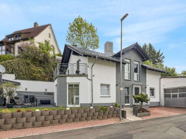 Haus zum Kaufen in Aßlar Bechlingen 448.000,00 EUR 173.82 m²