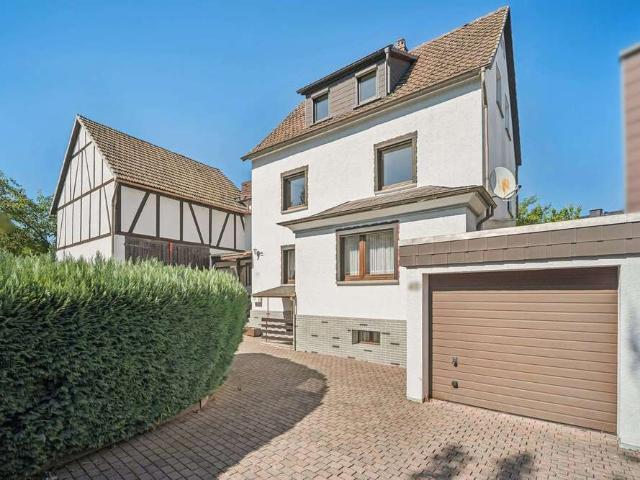 Haus zum Kaufen in Aßlar 270.000,00 EUR 170 m²