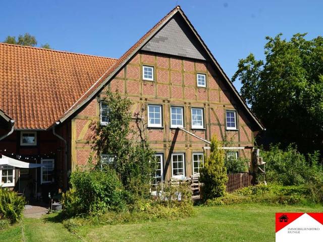 Haus zum Kaufen in Auetal 365.000,00 EUR 400 m²