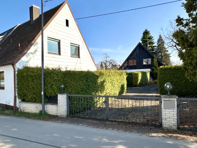 Haus zum Kaufen in Augsburg 1.090.000,00 EUR 302 m²