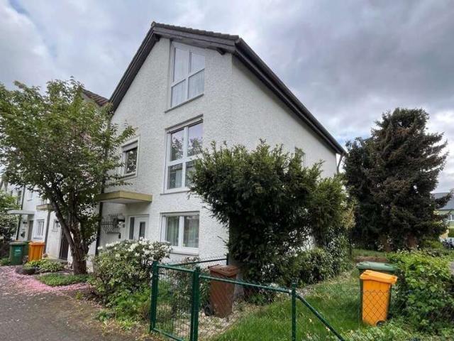 Haus zum Kaufen in Augsburg 525.000,00 EUR 136.1 m²