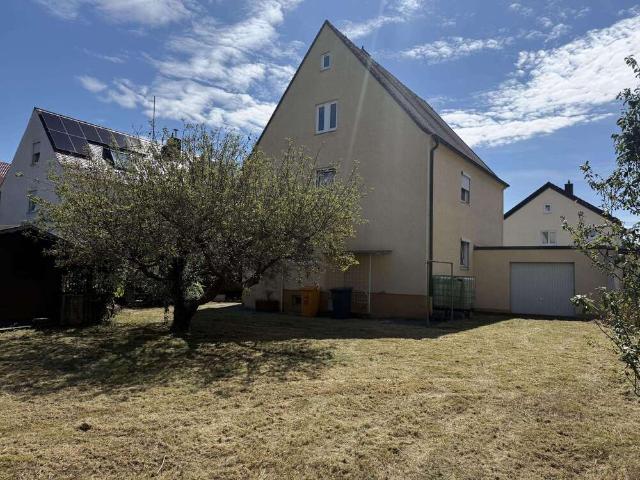 Haus zum Kaufen in Augsburg 550.000,00 EUR 167.35 m²