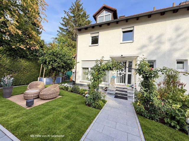 Haus zum Kaufen in Augsburg 938.000,00 EUR 181 m²