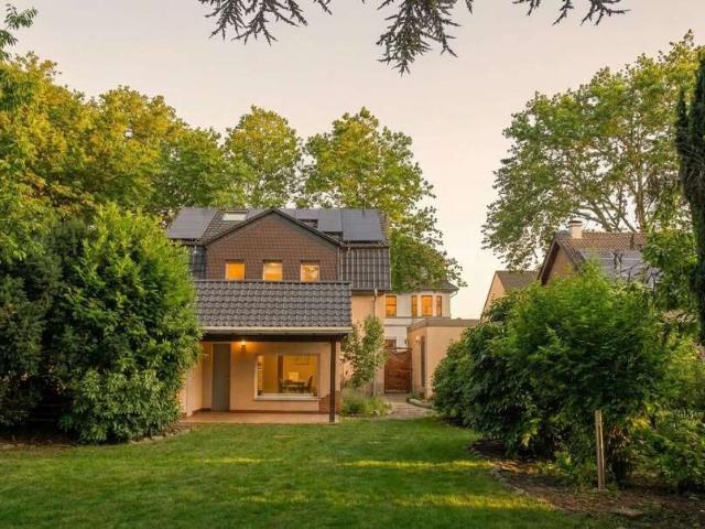 Haus zum Kaufen in Bottrop 518.000,00 EUR 162.85 m²