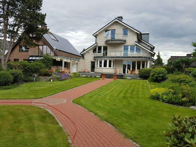 Haus zum Kaufen in Bottrop 1.300.000,00 EUR 353 m²