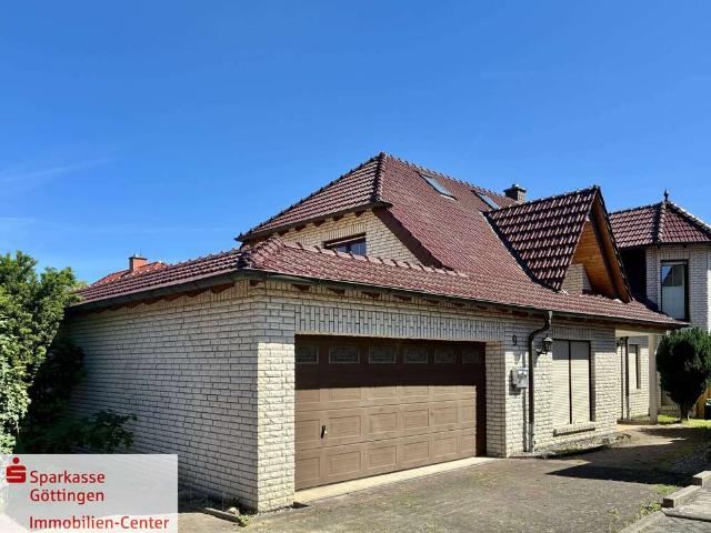 Haus zum Kaufen in Bovenden 450.000,00 EUR 233.01 m²