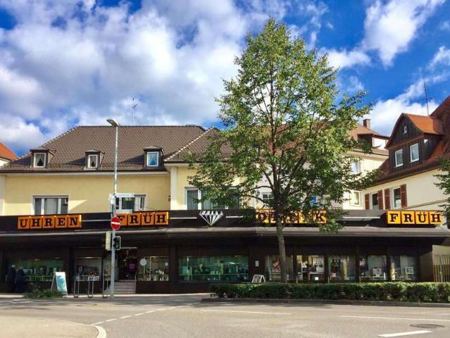 Haus zum Kaufen in Böblingen 1.250.000,00 EUR 444 m²