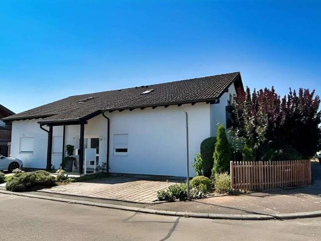 Haus zum Kaufen in Böblingen 900.000,00 EUR 229 m²