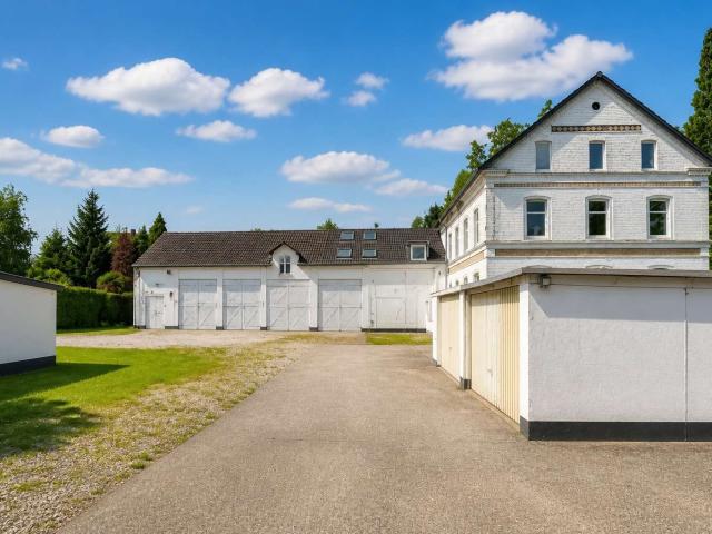 Haus zum Kaufen in Bochum Wattenscheid 1.200.000,00 EUR 360 m²