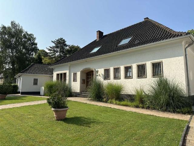 Haus zum Kaufen in Bochum Weitmar 1.180.000,00 EUR 288.82 m²