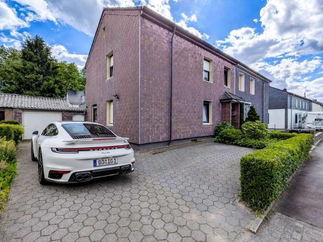 Haus zum Kaufen in Bochum 400.000,00 EUR 185 m²